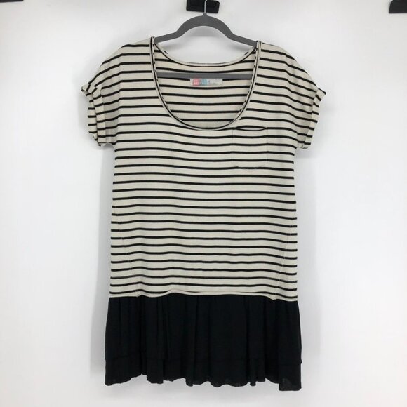 Free People Beach Striped ShortSleeve RoundNeck Top w Black Ruffle Peplum Hem XS - Picture 14 of 14